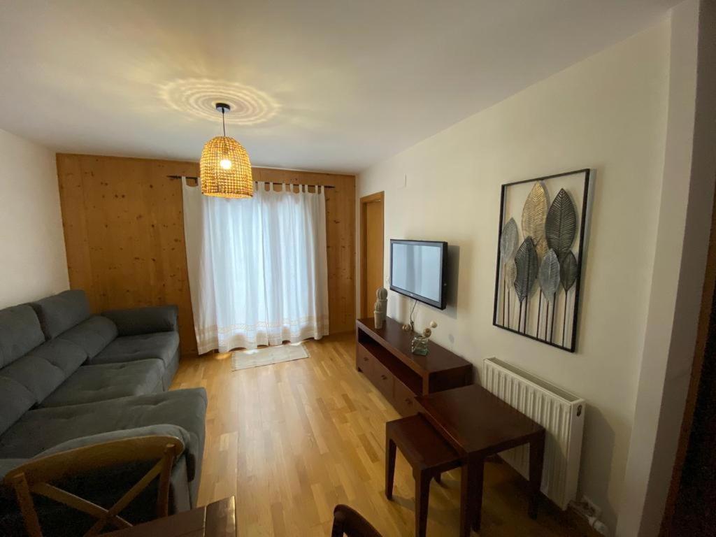 Fantastico Apartamento Con Jardin En Castiello De Jaca Vut Hu-20-007 Luaran gambar